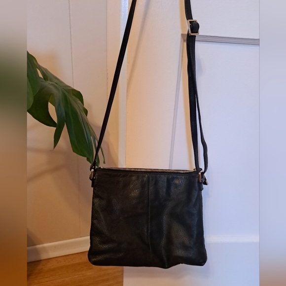 Margot Crossbody Handbag - Picture 2 of 9